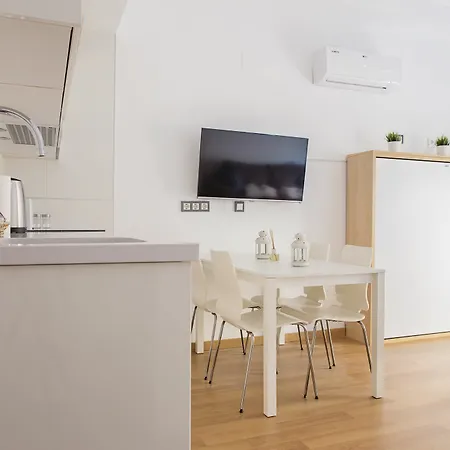 Suncity Refino Con Piscina Apartment *